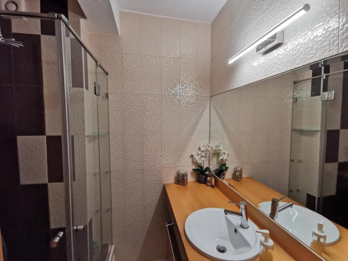 Апартаменты Apartamento Alem Mar Лагуш Экстерьер фото