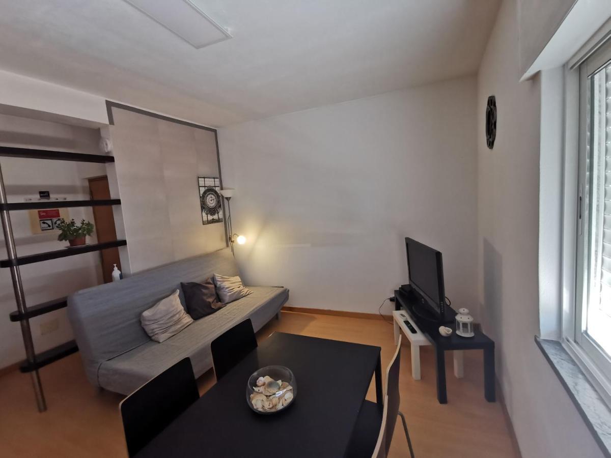 Апартаменты Apartamento Alem Mar Лагуш Экстерьер фото
