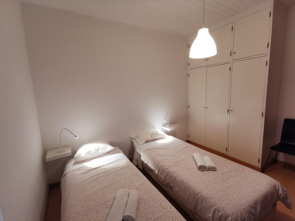 Апартаменты Apartamento Alem Mar Лагуш Экстерьер фото